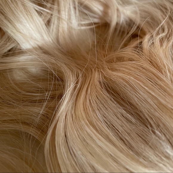 NWT 23” wavy ash blonde mix beach light beige hair extensions ONE piece - Picture 6 of 12